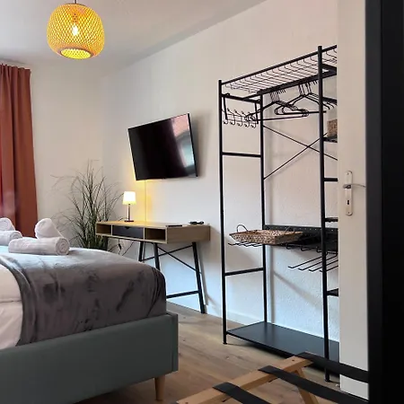 Upper Im Zentrum Mit Kostenfreiem Parkplatz Нойштадт-ан-дер-Вайнштрасе