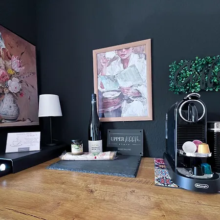 Upper Im Zentrum Mit Kostenfreiem Parkplatz *